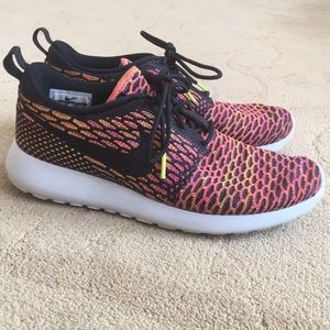 Nike Rosche Run Flyknit
